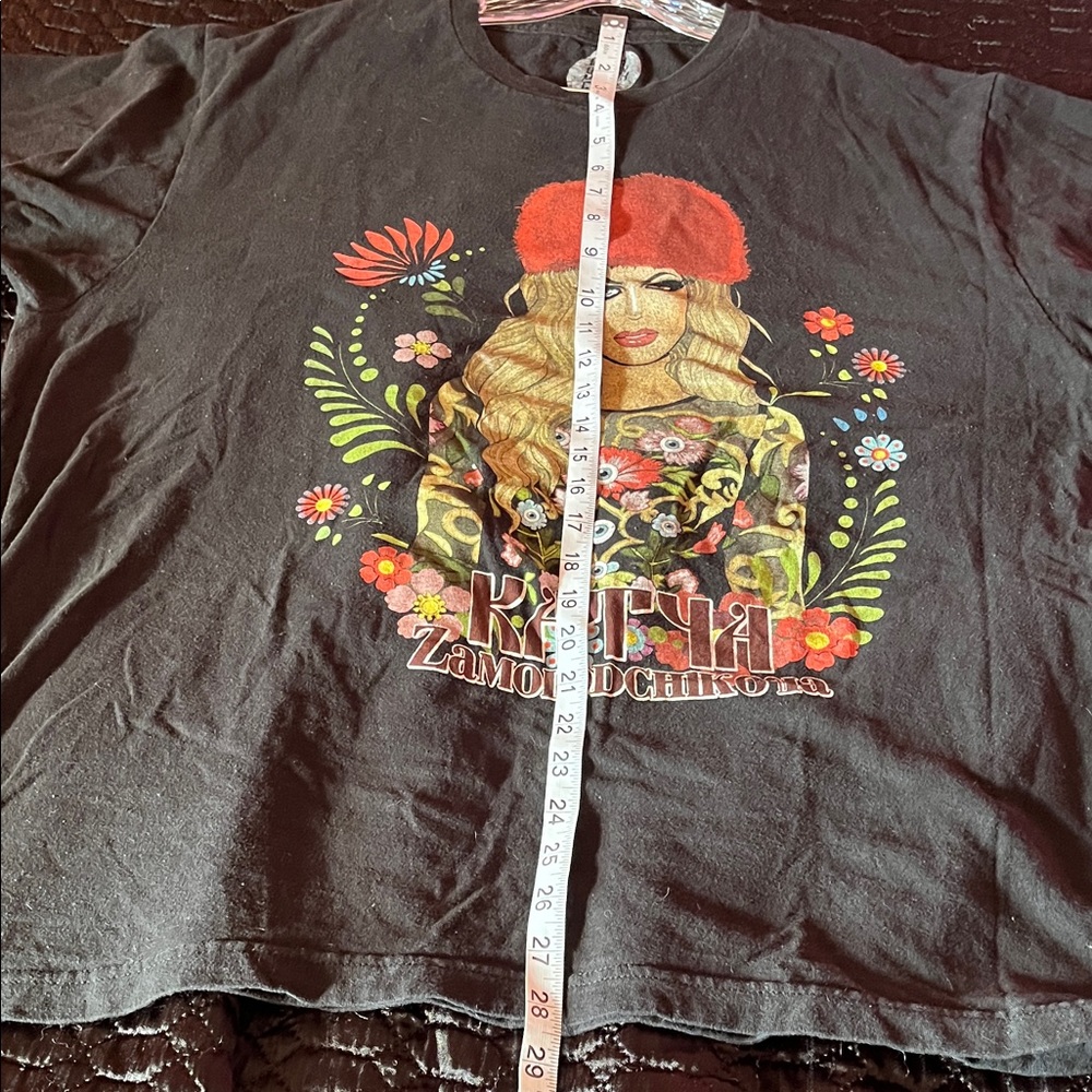 RPDR Katya T-shirt - Picture 6 of 6